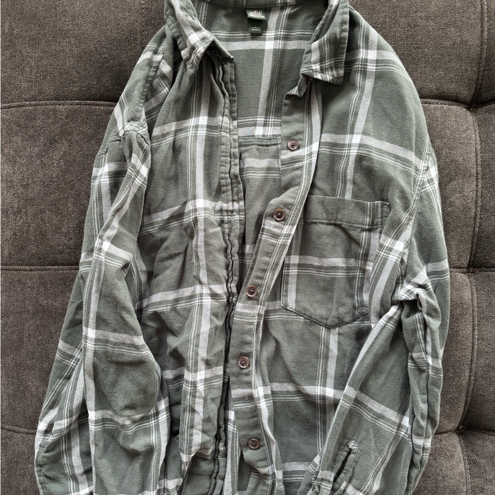 Green Plaid Button-Up Shirt